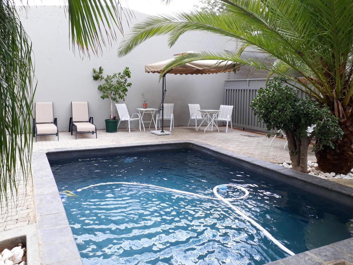 Bateleur Self Catering Cc Apartment Windhoek Luaran gambar