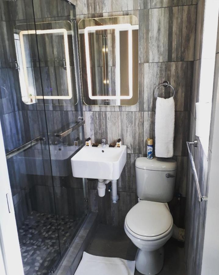 Bateleur Self Catering Cc Apartment Windhoek Luaran gambar