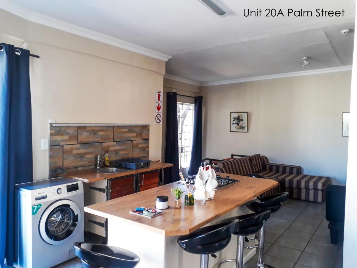 Bateleur Self Catering Cc Apartment Windhoek Luaran gambar