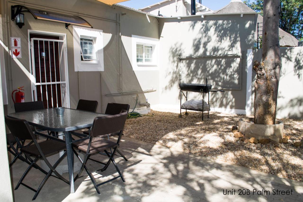 Bateleur Self Catering Cc Apartment Windhoek Luaran gambar